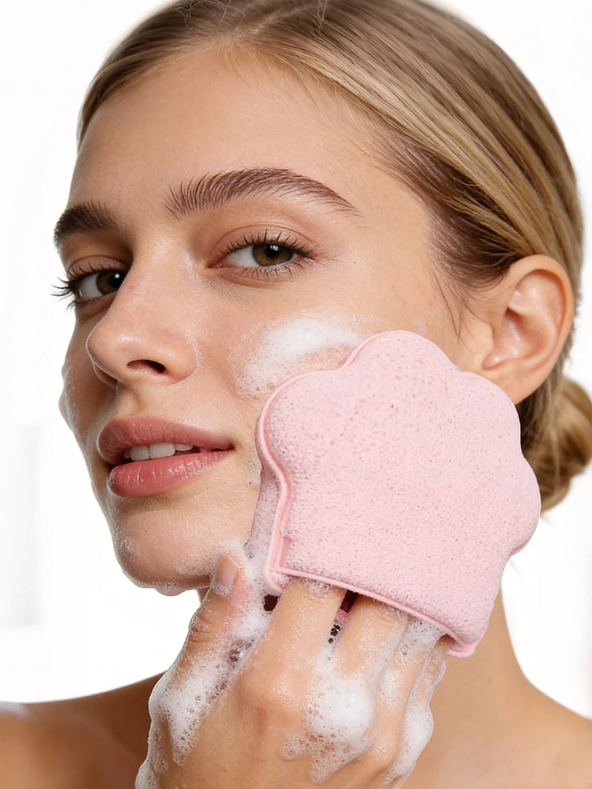 Cat Paw Face Cleansing Sponge – Makeup Remover & Exfoliator