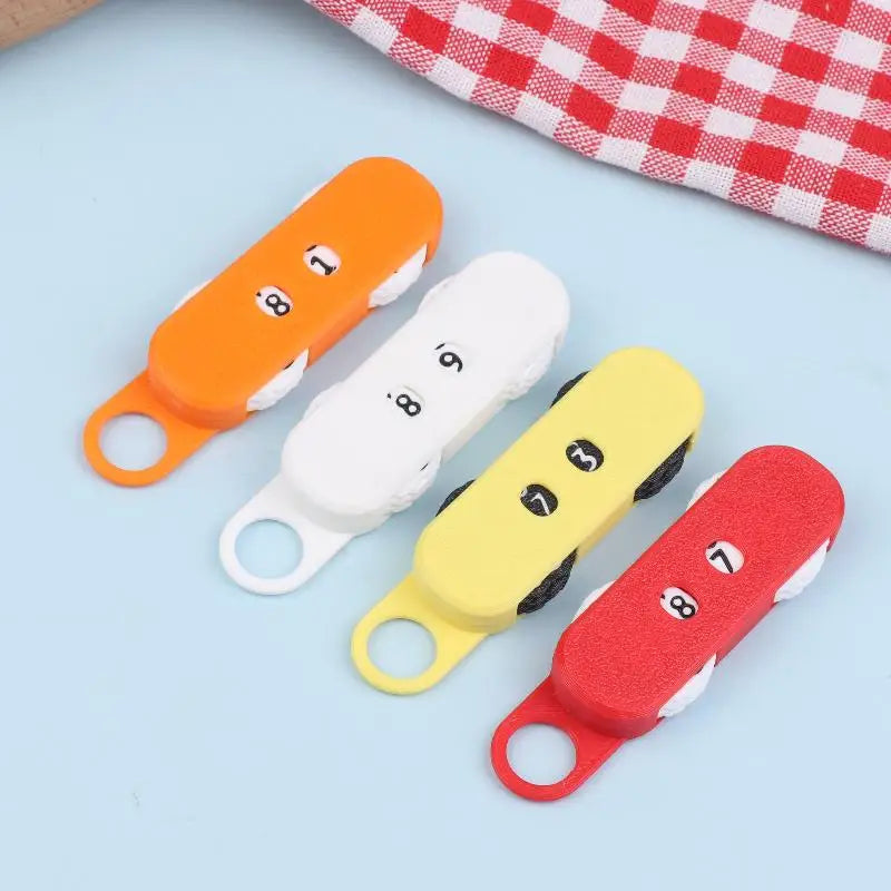 Knitting Stitch Counter with Ergonomic Plastic Needles