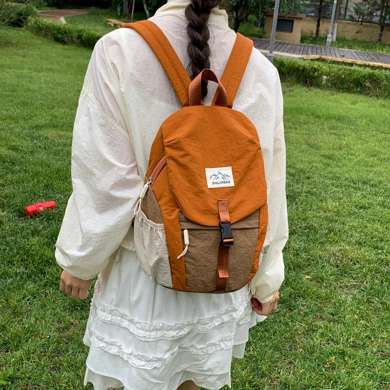 Lightweight Retro Hiking Backpack – Unisex Travel & Commuter Bag