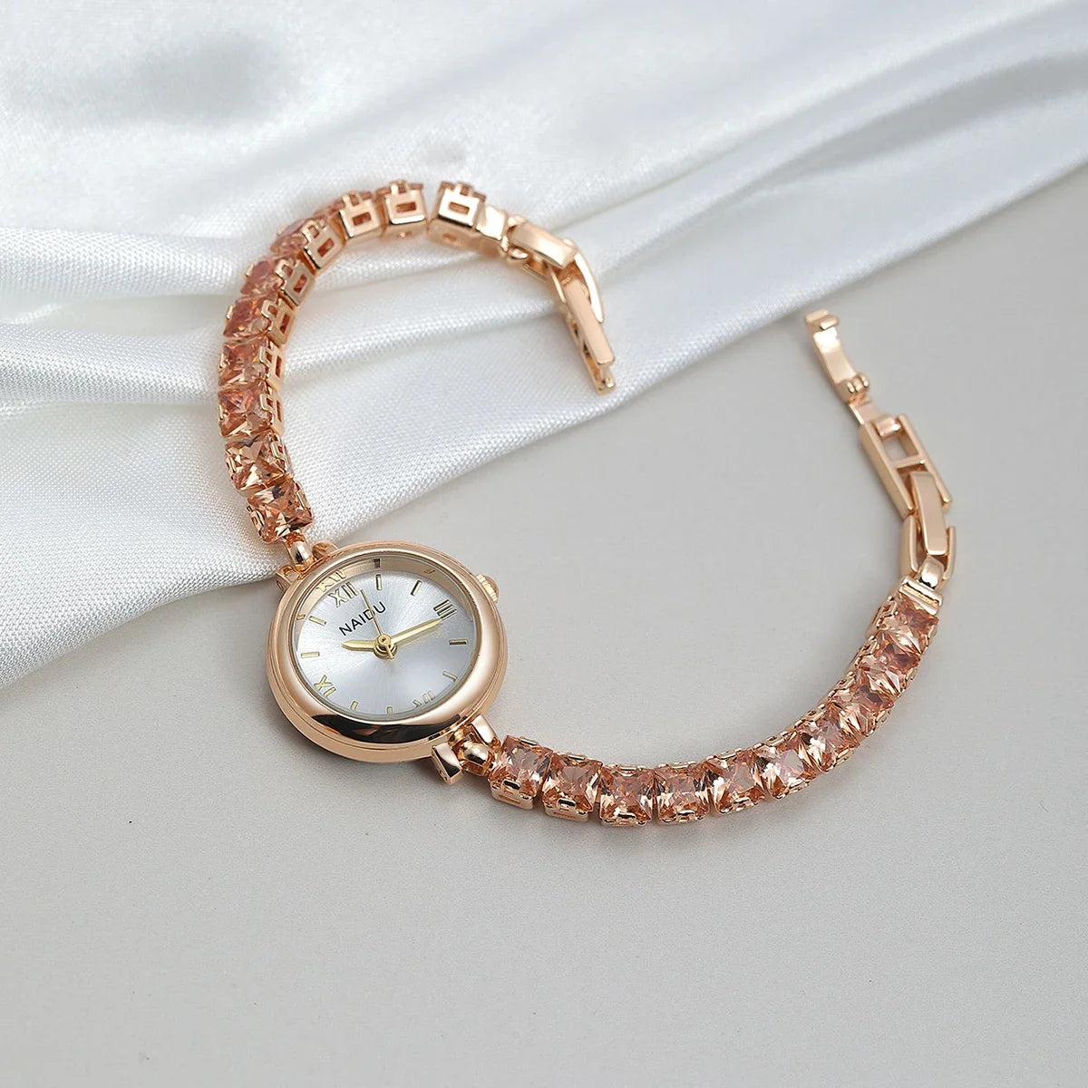 Women's Colorful Rhinestone Quartz Watch | Casual Fashion