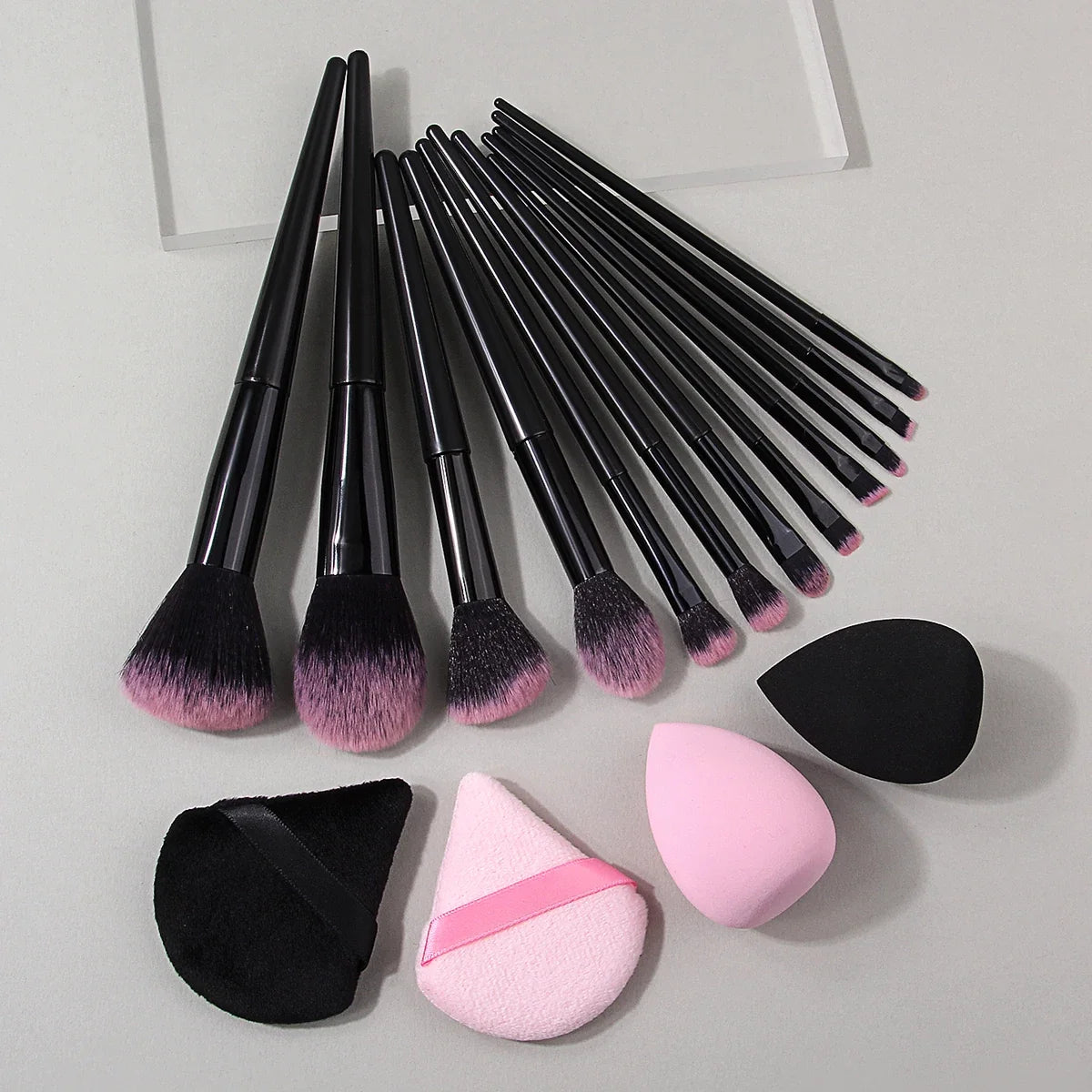 16 Pcs Makeup Brush Set – Powder, Blush & Eyeshadow Brushes