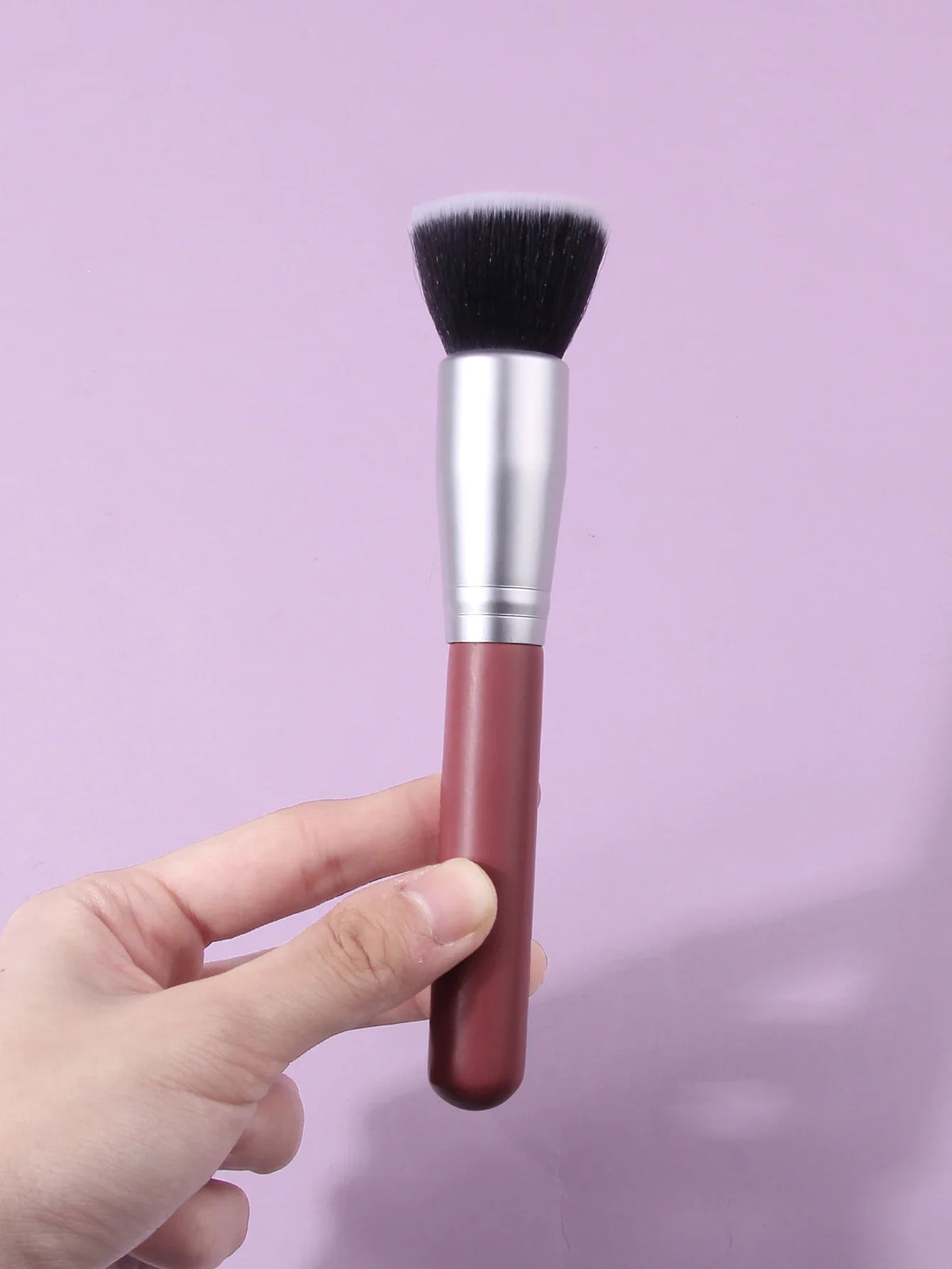 Nixie Professional Makeup Brush – Foundation, Powder & Blush