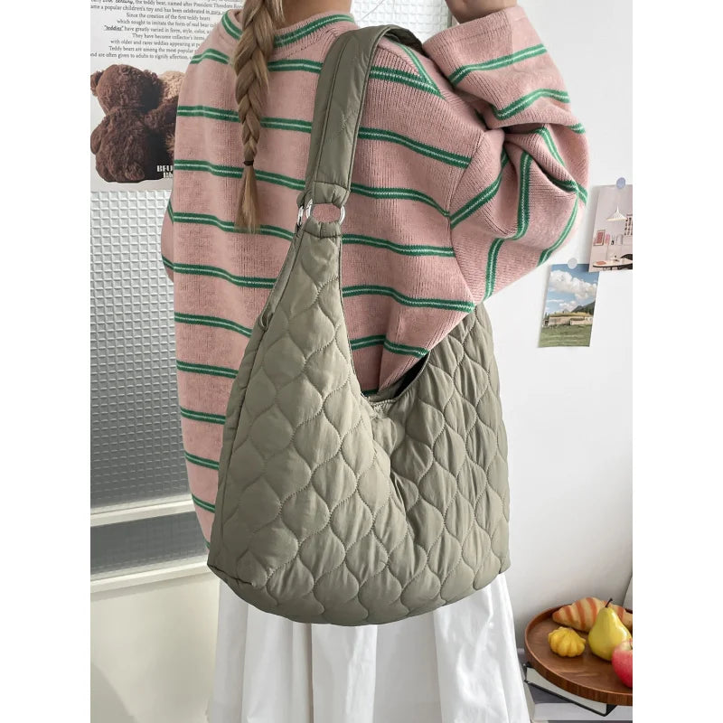 Korean Quilted Shoulder Bag – Large Capacity Women's Tote