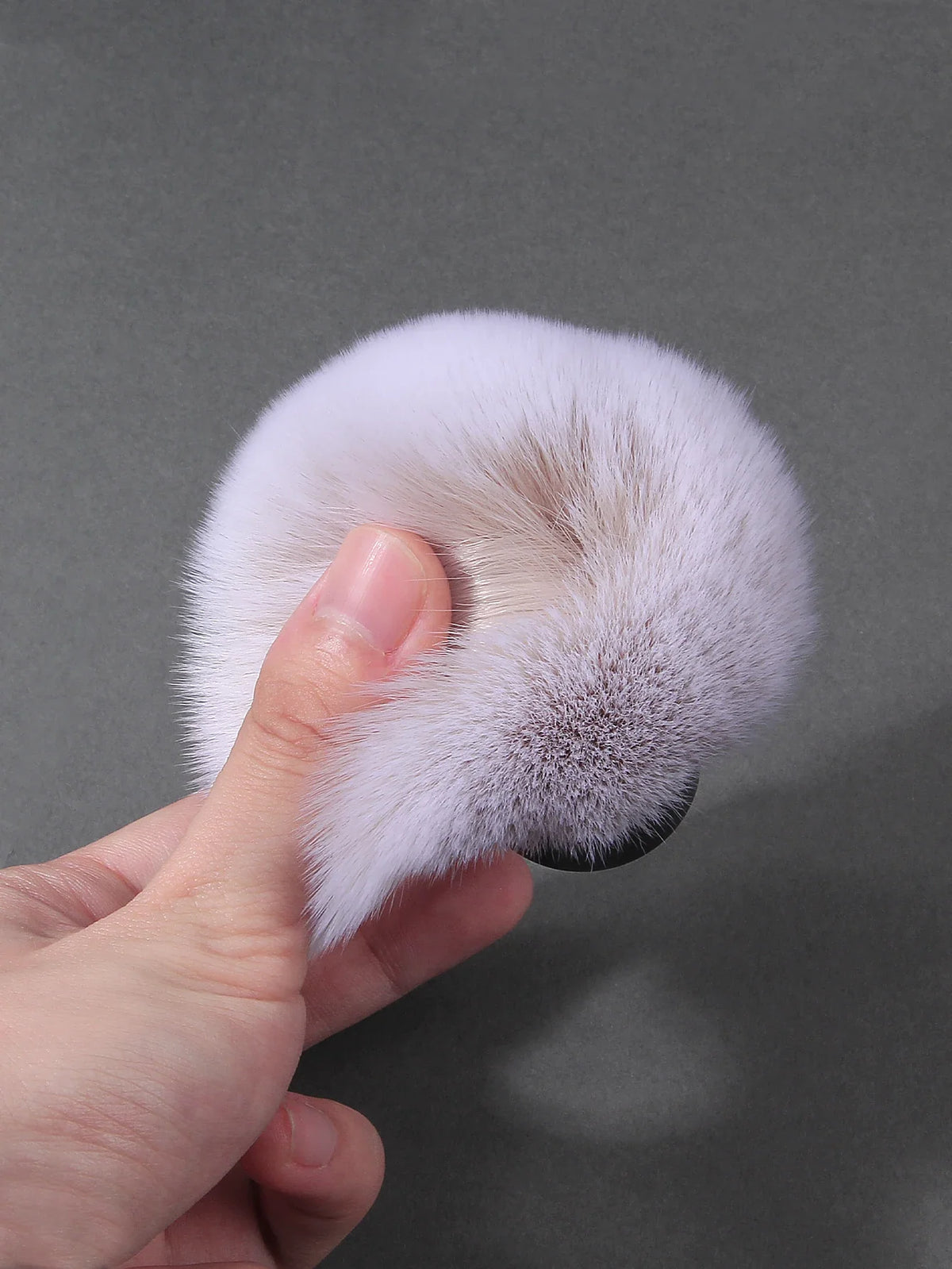 Mushroom Nail Dust Brush – Soft Manicure & Gel Polish Cleaner