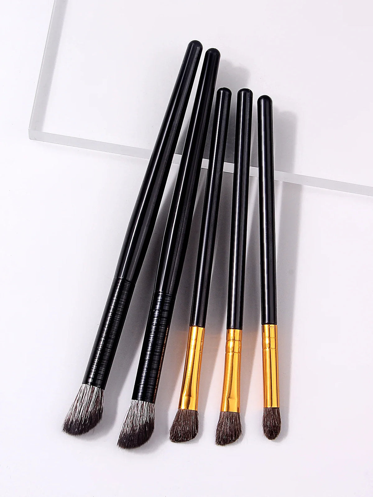 5-Piece Professional Eyeshadow Brush Set – Black Gold Handle