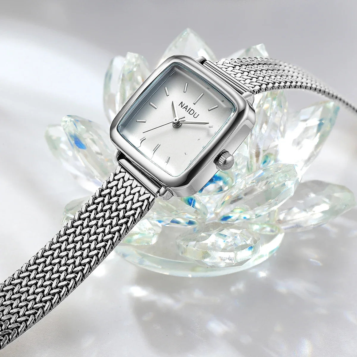 Women's Retro Small Square Quartz Watch – Steel Strap